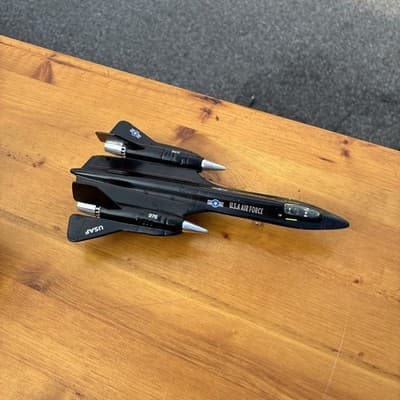DIECAST AIRPLANE METAL 976 BLACKBIRD U.S. AIR FORCE PULL BACK ACTION 8''. - Thumbnail 2