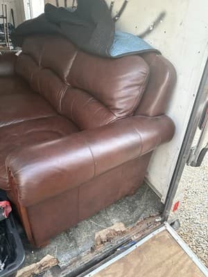leather sofa couch - Thumbnail 2