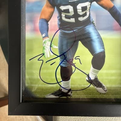 Earl Thomas Signed Seattle Seahawks 8x10 Photo - Thumbnail 2