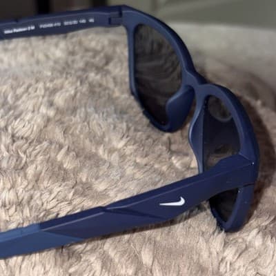Nike RADEON 2 M FV2406 410 52mm Sunglasses blue mirrored lens Unisex - Thumbnail 5