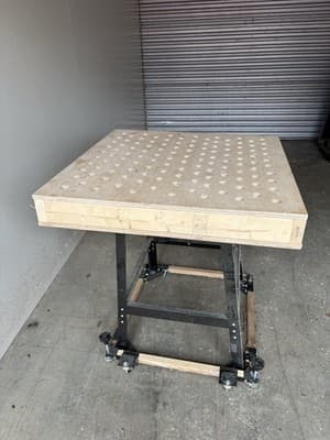 Custom wood working bench with tube for vacuum - Thumbnail 2