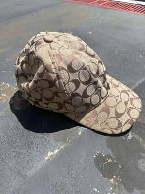 Coach Signature Cap Adjustable Buckle Strap Size Medium/Large Brown/Khaki