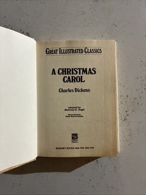 Great Illustrated Classics.: A Christmas Carol by Charles Dickens Hardcover - Thumbnail 2