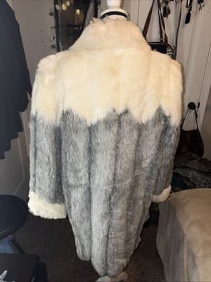 Vintage 60s 70s Rose Cloak & Suit Co Inc Mid-Length Gray Ivory Fur Coat Size 10 - Thumbnail 2