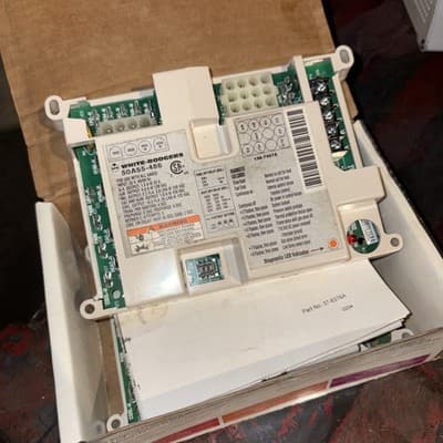 Emerson 50A55-843 Integrated Furnace Control Board White Rodgers Silicon Carbide - Thumbnail 4