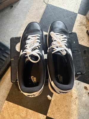 Nike Air Force 1 Men's Size 15 Black And White Worn Few Time - Thumbnail 3