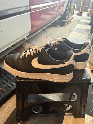 Nike Air Force 1 Men's Size 15 Black And White Worn Few Time - Thumbnail 4