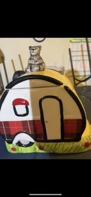Cookie Jars With Camping Bears 2 Pack - Thumbnail 2