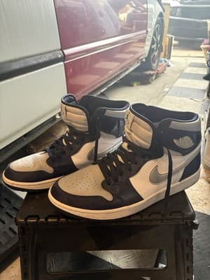 Nike J 1 Retro High Sz 14 Golf Patent Midnight Navy Sneakers Barely Worn￼ - Thumbnail 3