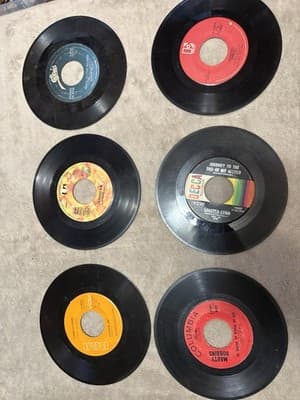 country music vinyl records - Thumbnail 16