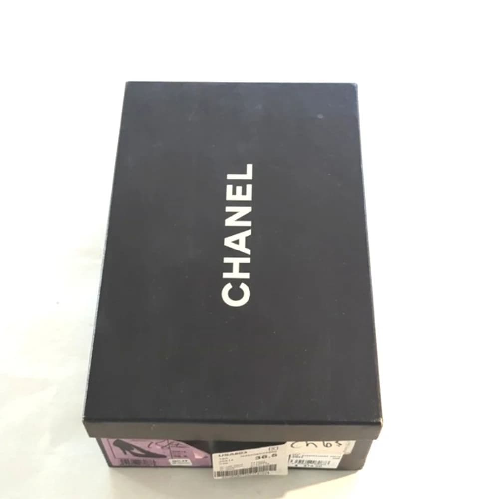 CHANEL Quilted Sequin‎ Satin round toe gold celebrity heels size 6.5 - Thumbnail 2