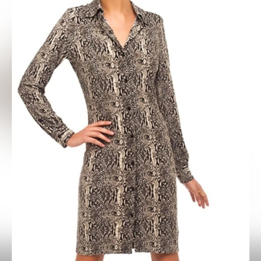 Norma Kamali Long-Sleeve Snake Print Shirt Dress in Beige and Black - Thumbnail 7