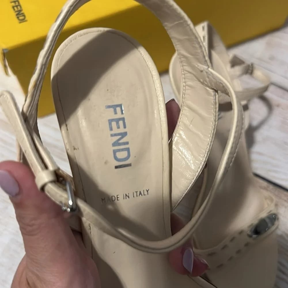 Fendi Leather logo strappy nude Beige party work heels Size 6 - Thumbnail 8