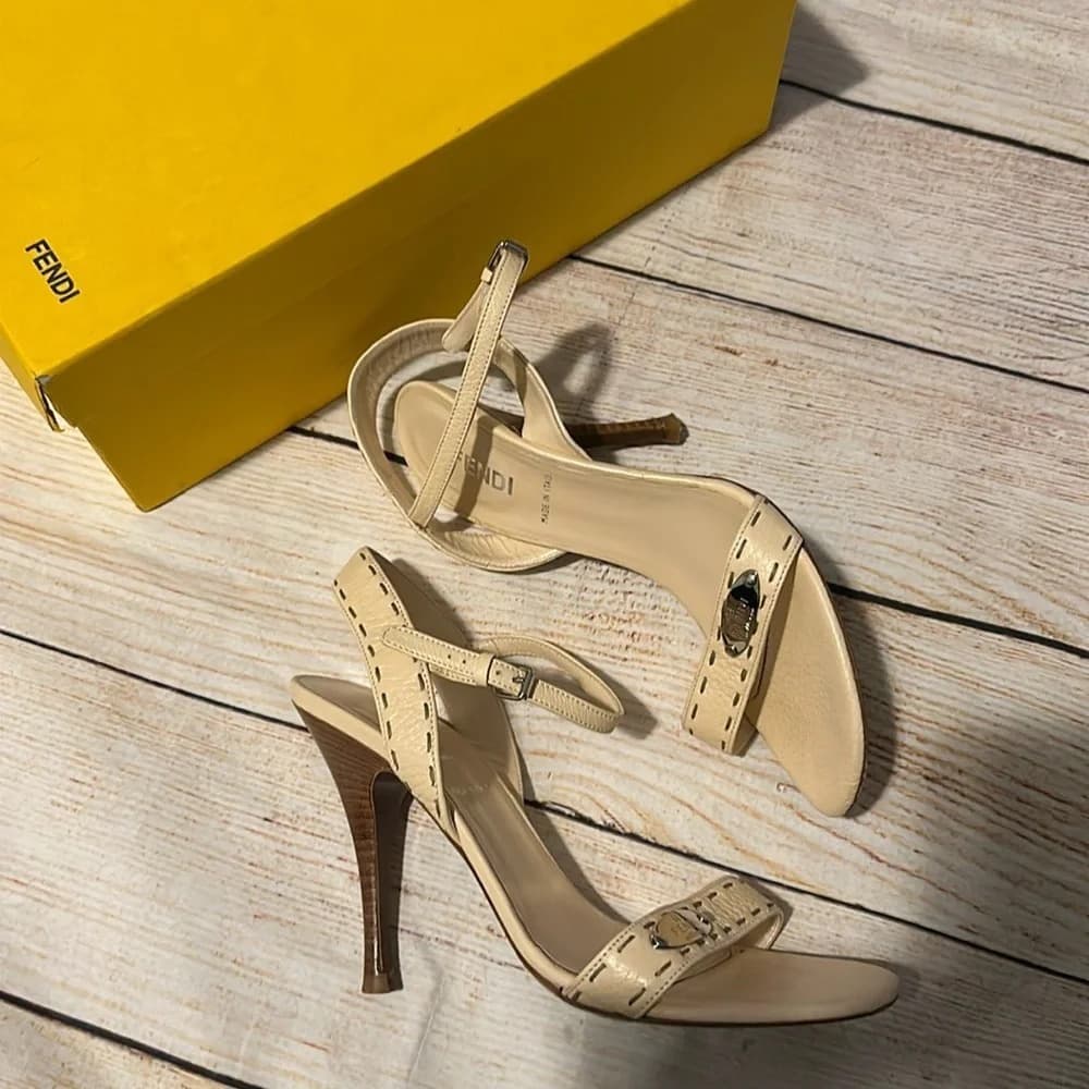 Fendi Leather logo strappy nude Beige party work heels Size 6 - Thumbnail 2