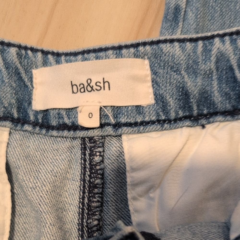 ba&sh High Rise Wide Leg Light Blue Pleated Boyfriend Jeans - Thumbnail 3