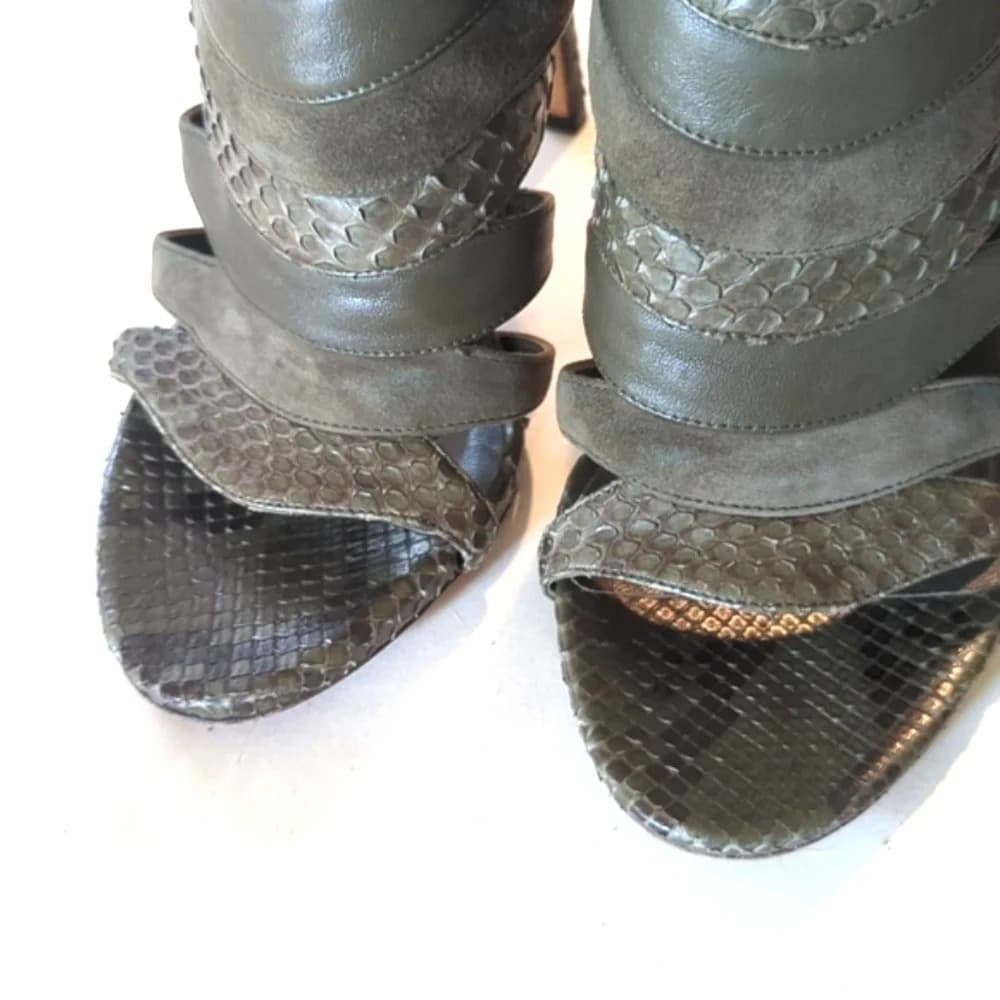 Gucci snakeskin leather suede heels size 7.5 - Thumbnail 5