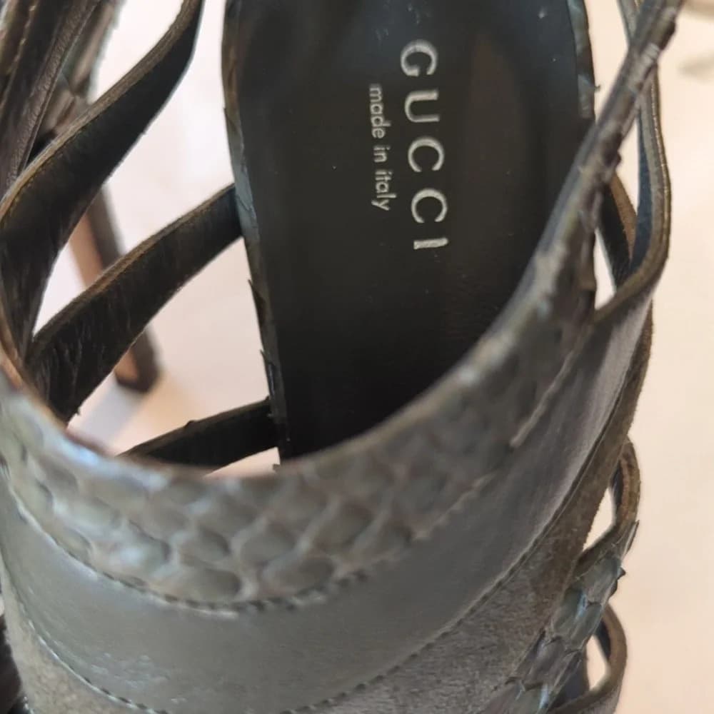 Gucci snakeskin leather suede heels size 7.5 - Thumbnail 6