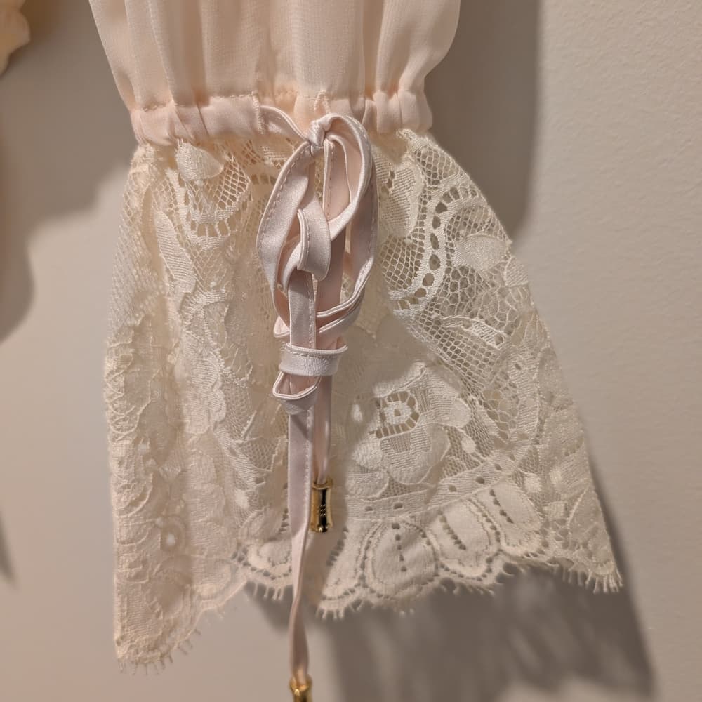 Peach Lace High-Neck Long-Sleeve Blouse - Thumbnail 3