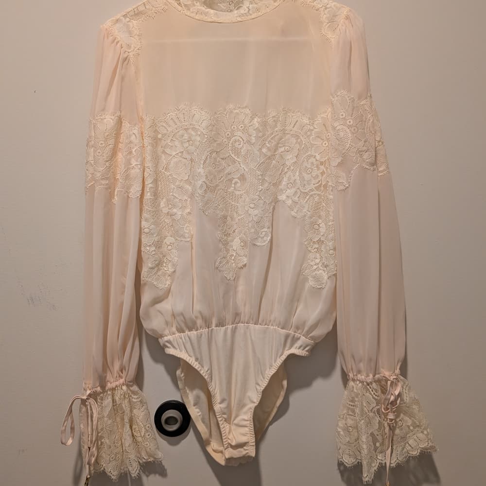 Peach Lace High-Neck Long-Sleeve Blouse - Thumbnail 2