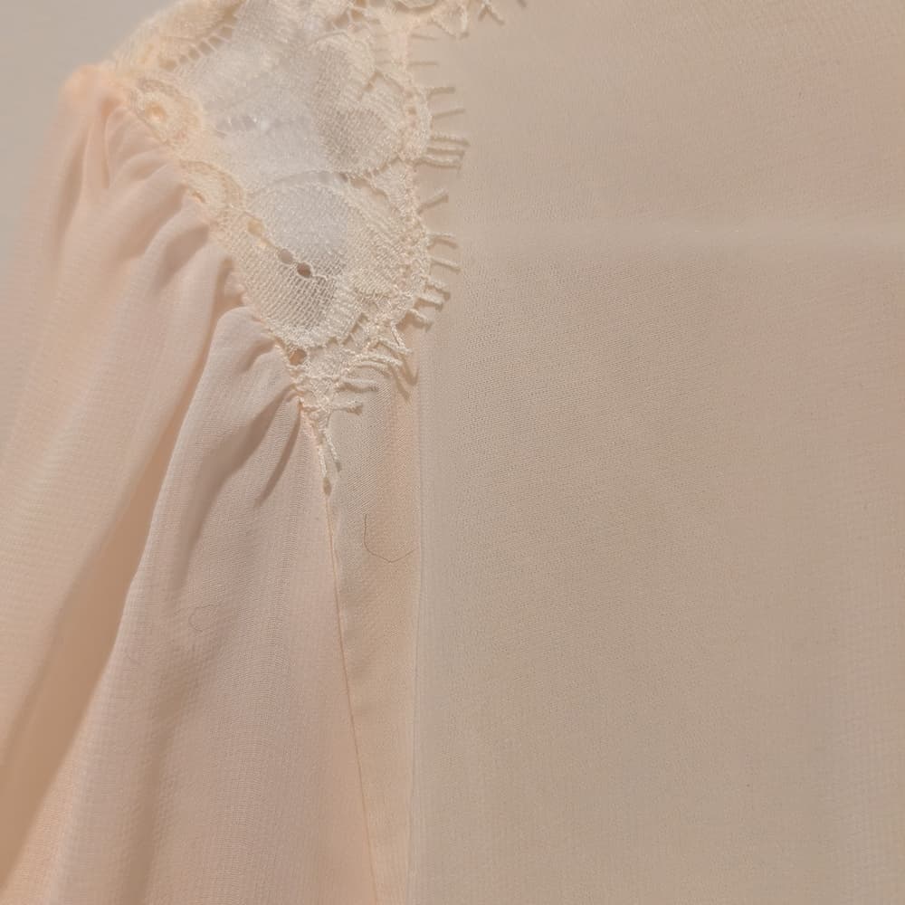 Peach Lace High-Neck Long-Sleeve Blouse - Thumbnail 4