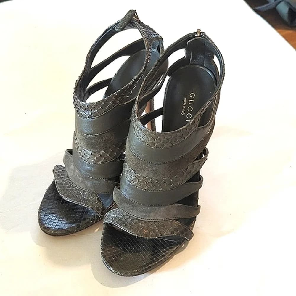 Gucci snakeskin leather suede heels size 7.5 - Thumbnail 2
