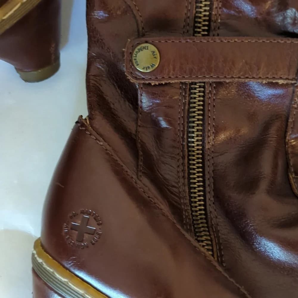 Rare Doc martens leather slouchy buckle vintage winter fall boots Size 6 - Thumbnail 2
