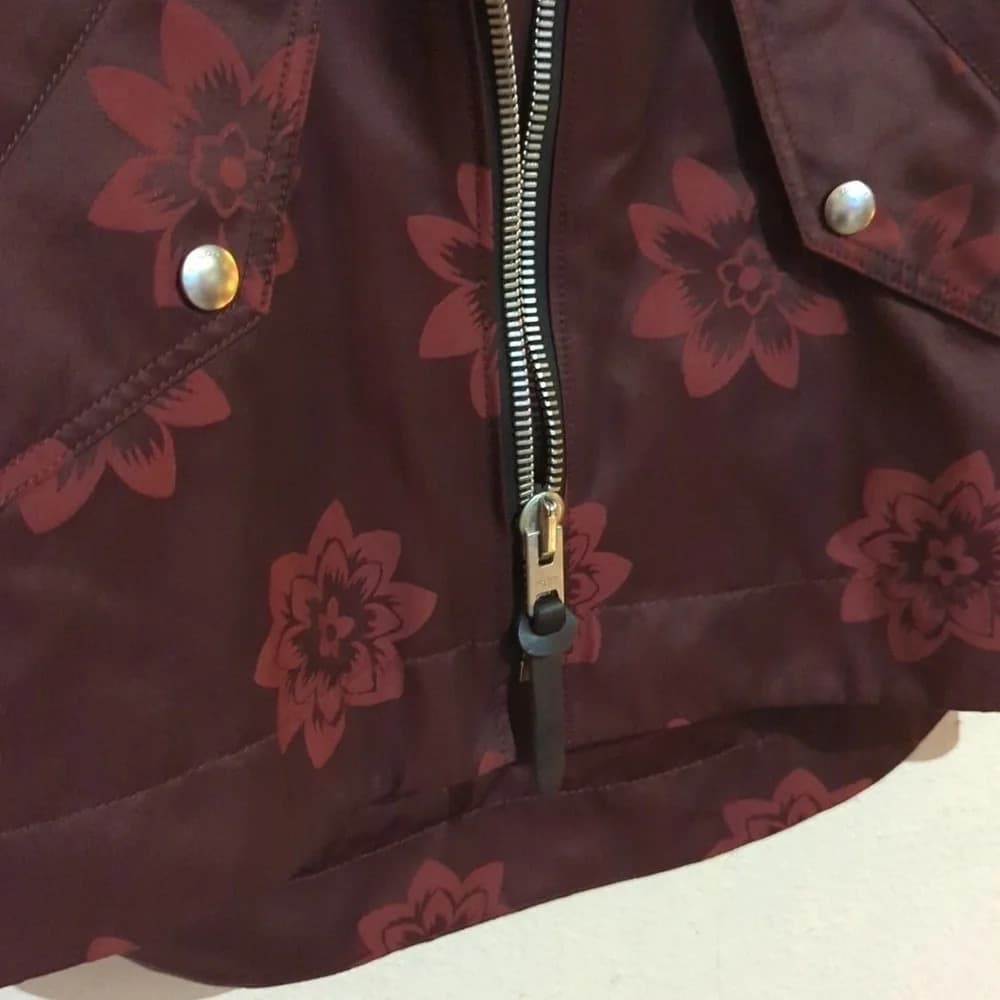 New Coach jacquard floral print leather trim parka‎ Rain jacket size small - Thumbnail 10