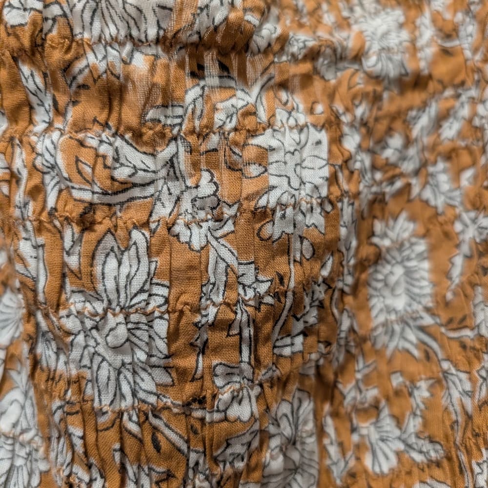 Daughters of India Tan Floral Smocked Puff-Sleeve Top - Thumbnail 6