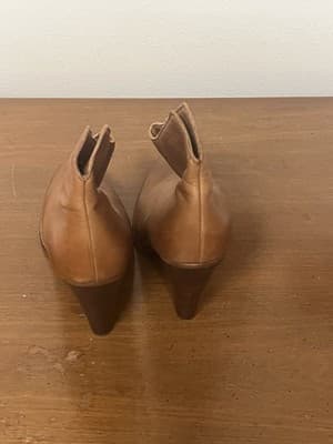 Donald J. Pliner Vachetta Ivy-35 Ankle Boots Tan Leather Block Heel Sz 8.5 - Thumbnail 4