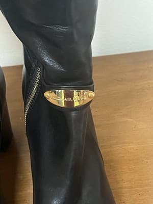 Michael Kors Women's Arley Black Leather Gold Tone Knee High Boot w. Heels 9M - Thumbnail 4