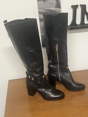 Michael Kors Women's Arley Black Leather Gold Tone Knee High Boot w. Heels 9M - Thumbnail 2
