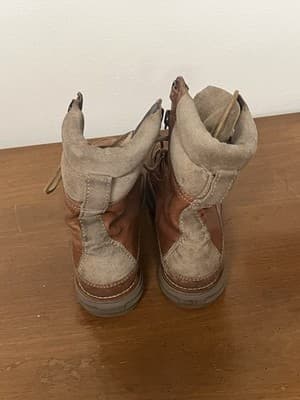 Cole Haan Women’s Waterproof Lock ridge Lace up Leather Hiking Boots Size 6.5 - Thumbnail 3