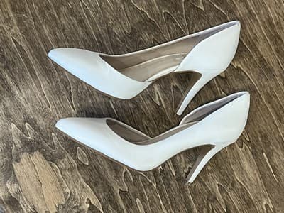 Vince Camuto Halona 2 D'Orsay White Pumps Size 8.5 - Thumbnail 3