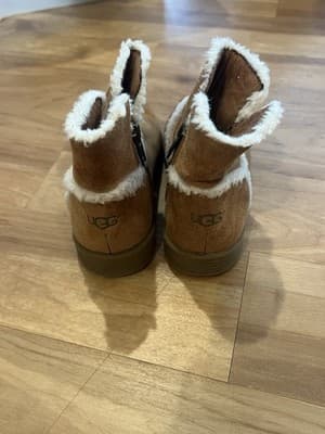UGG Girl's Coletta Boots Chestnut Brown Suede & Fur, Kid's Size 10 - Thumbnail 4