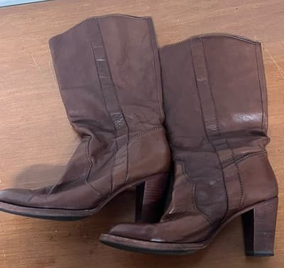 Michael Kors Riding Boots Sz 7.5 Brown Leather Mid-Caf Made in Brazil Block Heel - Thumbnail 2