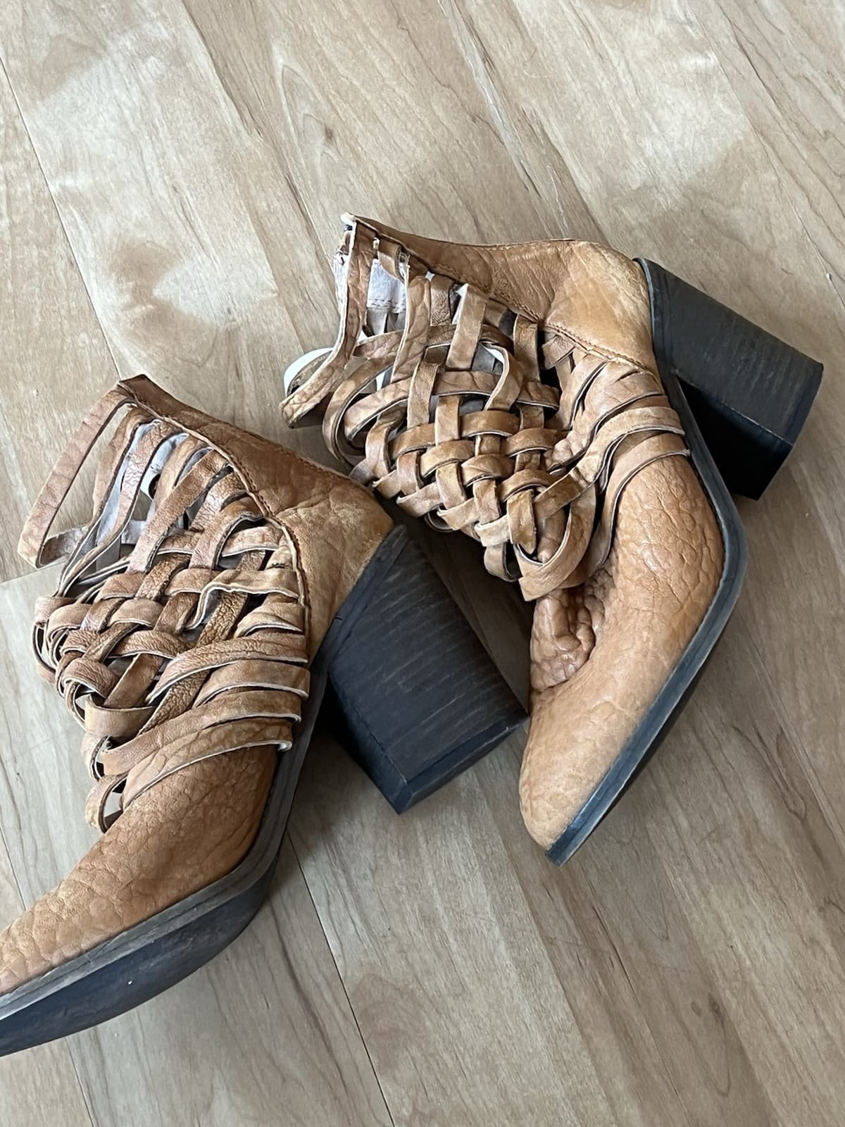 Free People Carrera Bootie Vintage Tan Leather size 40 - Thumbnail 3