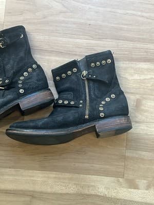Women's 8M UGG Black Fabrizia Suede 1003235 Leather Moto Boots Harness Studded - Thumbnail 3