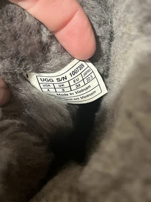 UGG Bailey Bow Tall II Boots Grey Sheepskin Suede Triple Satin Bows Grey Size 4 - Thumbnail 7