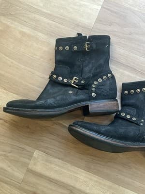 Women's 8M UGG Black Fabrizia Suede 1003235 Leather Moto Boots Harness Studded - Thumbnail 4
