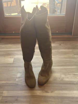 Marc Fisher Taupe Suede Western Style Riding Boots Size 8.5 - Thumbnail 3