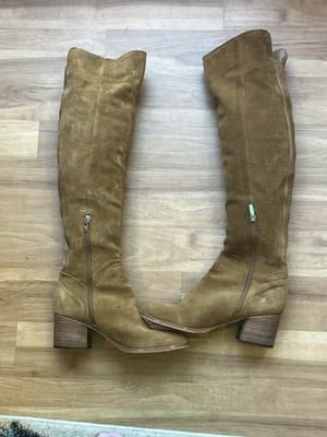 Marc Fisher Taupe Suede Western Style Riding Boots Size 8.5 - Thumbnail 2