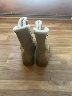 Lands End Slipper Boot Youth Girls 2M Tan Sherpa Lined Lace Up NEW - Thumbnail 3