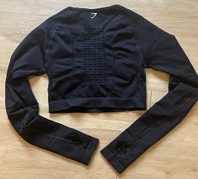 Gymshark Womens Crop Top. Mesh Laser Cut Out Long Sleeve Color Black Sz Small - Thumbnail 5