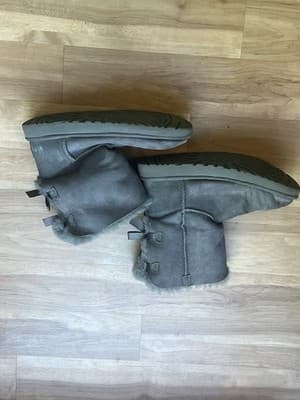 UGG Women Bailey Bow II Boot Size 10 US Grey 1016225 - Authentic Very Good* - Thumbnail 2