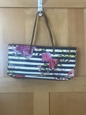 Y2K Vtg. NINE WEST HANDBAG TOTE Coated Canvas Navy Stripe & Pink Roses STUNNING!