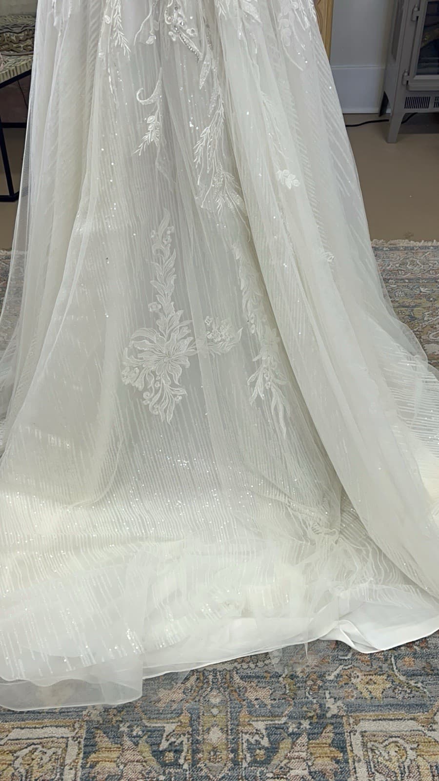 Davids Bridal Wedding Dress NWT Size 6 Unaltered. Lace, Beads, Glitter Skirt - Thumbnail 3