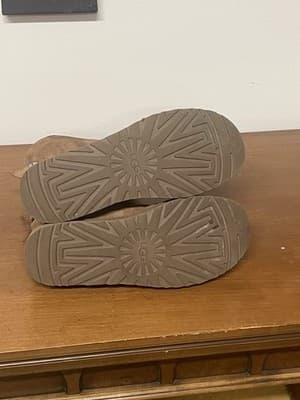 UGG Australia Womens Boots Size 11 Remora Buckle Chestnut Suede Sheepskin Boot - Thumbnail 4