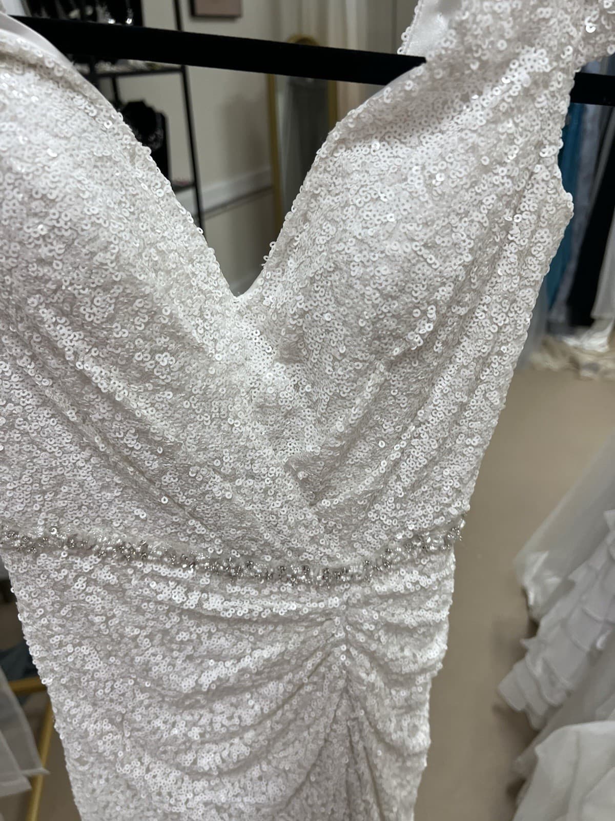 Maggie Sottero Wedding Dress Size 2 Vintage Beaded Beautiful Train. - Thumbnail 3