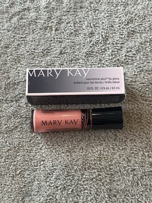 Mary Kay Nourishine Plus Lip Gloss in Sun Blossoms - New In Box .15 fl oz