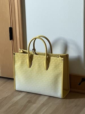 MICHAEL KORS OUTLET MIRELLA EW Medium Tote - MK Signature 35S4G7ZT2B623 - Thumbnail 2